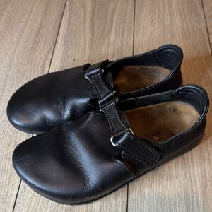 Birkenstock Linz Black Leather Shoes